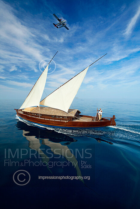 Maldives Traditional dhoni boat sailing on ocean