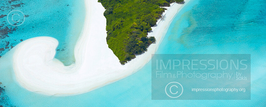 Maldives, Aerial view of sandbank