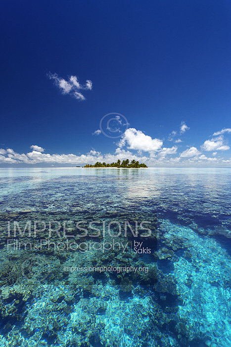 maldives stock photo tropical island desert island surrounded by coral reefs lagoon