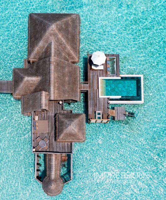 Floating above endless blue!
Photography isn’t just about showing a place or repeating an angle.
It’s about evoking the feeling of truly being there. Luxury hotel and villa photography #luxuryhotel #luxuryvilla #beautifulhotels #luxurytravel #hotelphotography #maldives #luxuryhotels #beautifuldestinations #exploremore #insamood #instatravel #dronestagram #indianocean
