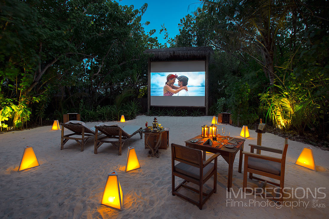 Luxury Resort Photography Maldives Guest experience - Jungle Cinema 