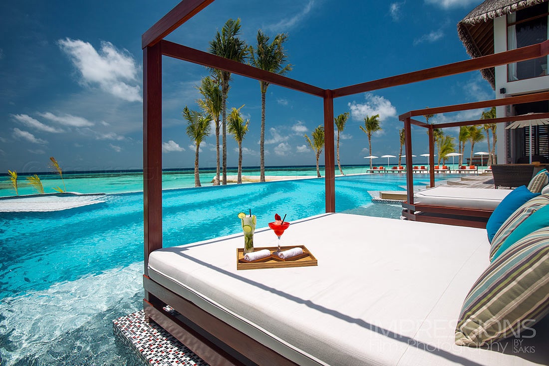 Bar and pool Photography Ozen MAldives luxury resort