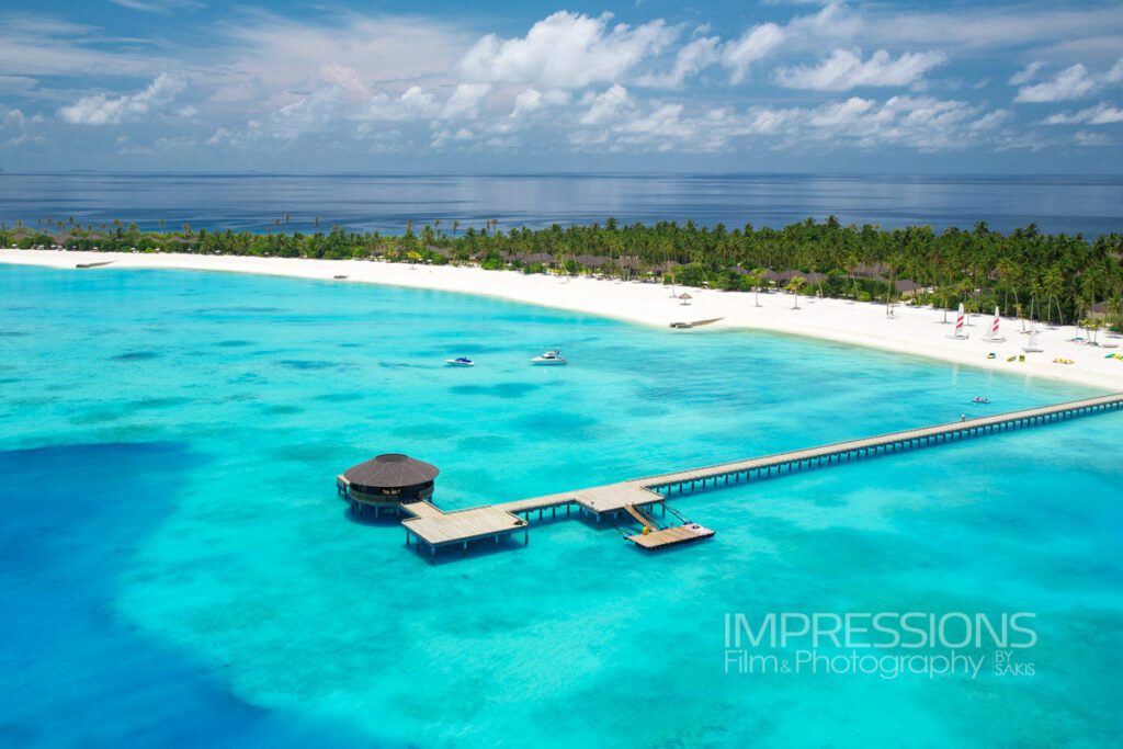 aerial photography luxury resort atmosphere kanifushi