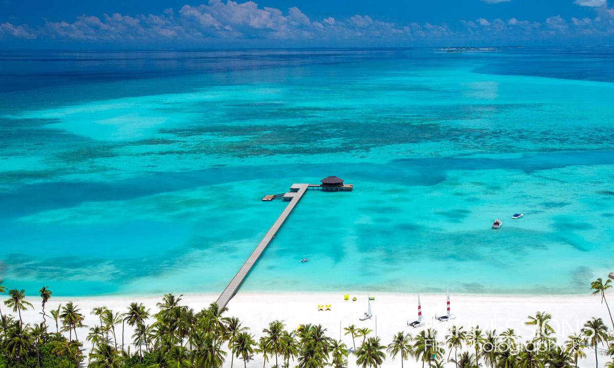 aerial photography luxury resort atmosphere kanifushi