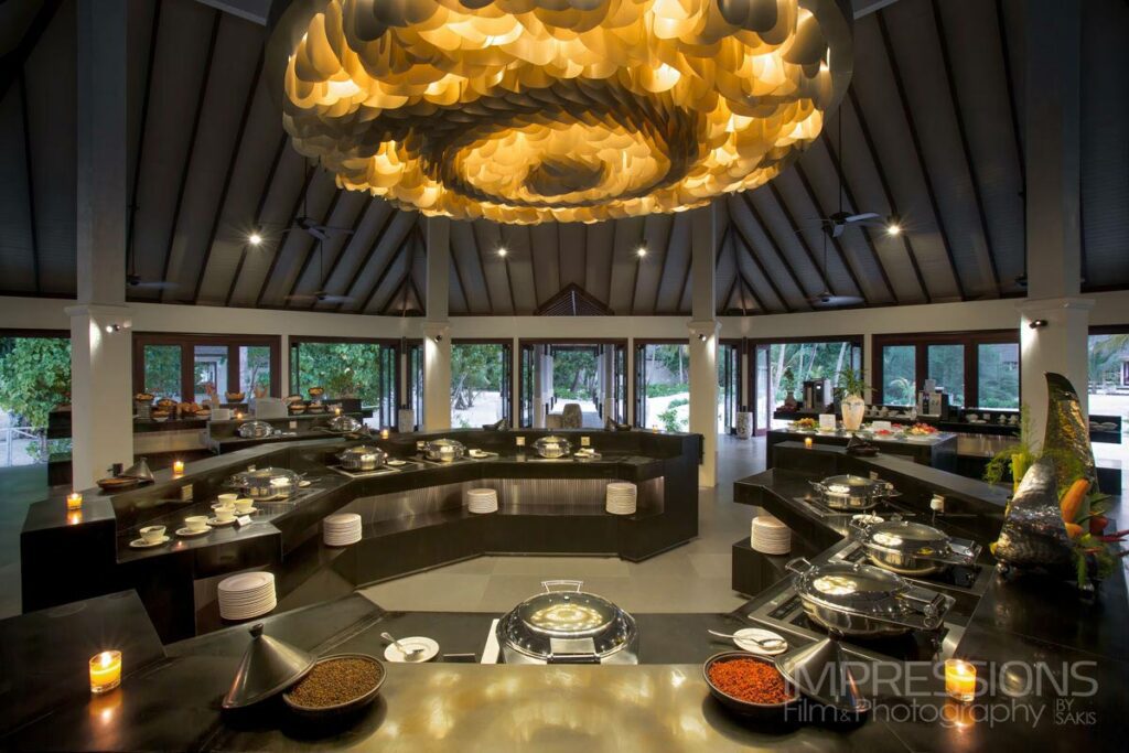 interior photography luxury resort dining atmosphere kanifushi
