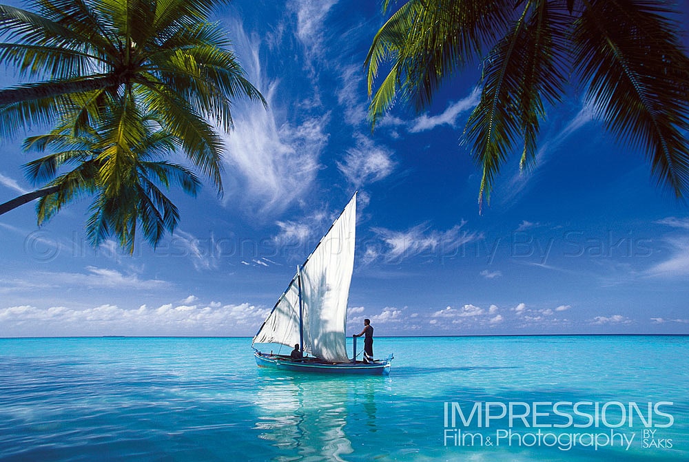 maldives traditional sailing boat dhoni