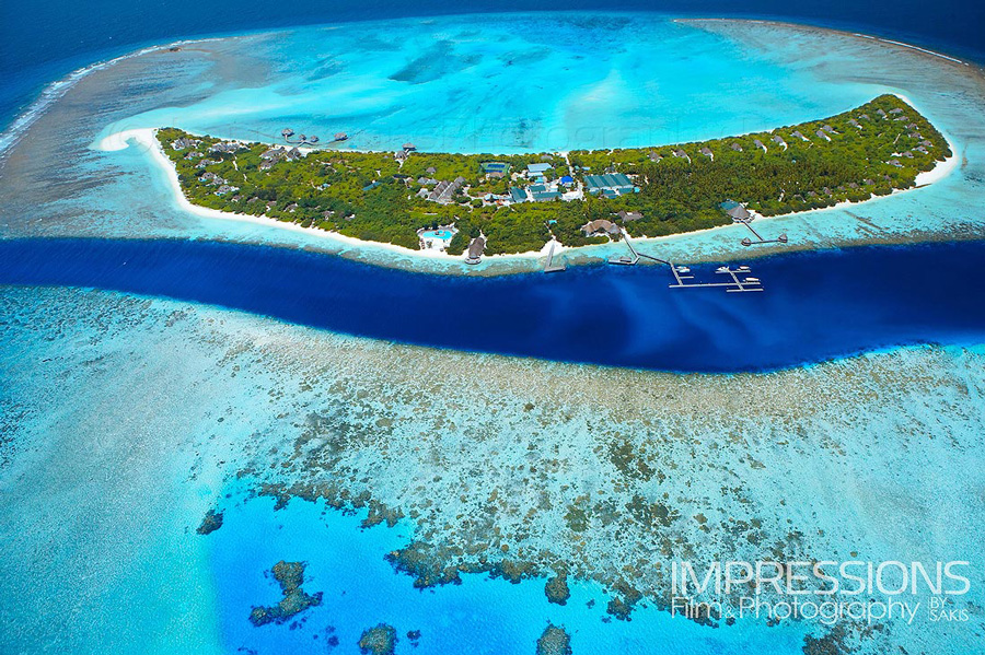 professional hotel aerial photography from a plane - Aerial view of the entire island  shot at a low altitude