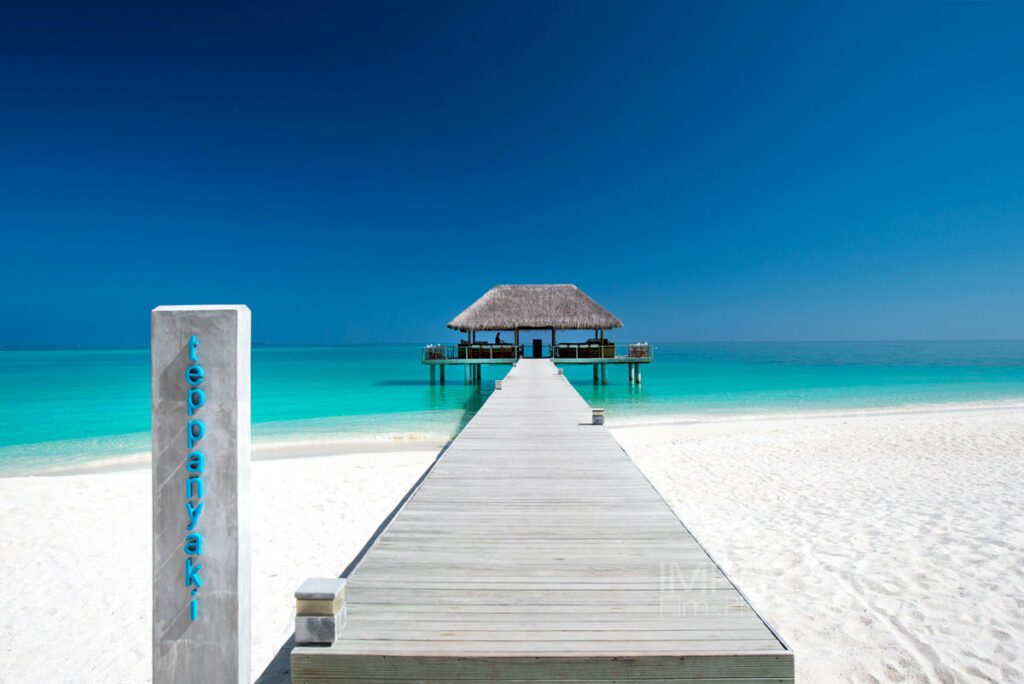 teppanyaki restaurant photography luxury resort velassaru maldives