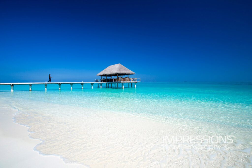 velassaru resort architecture photography beach pavilion lagoon